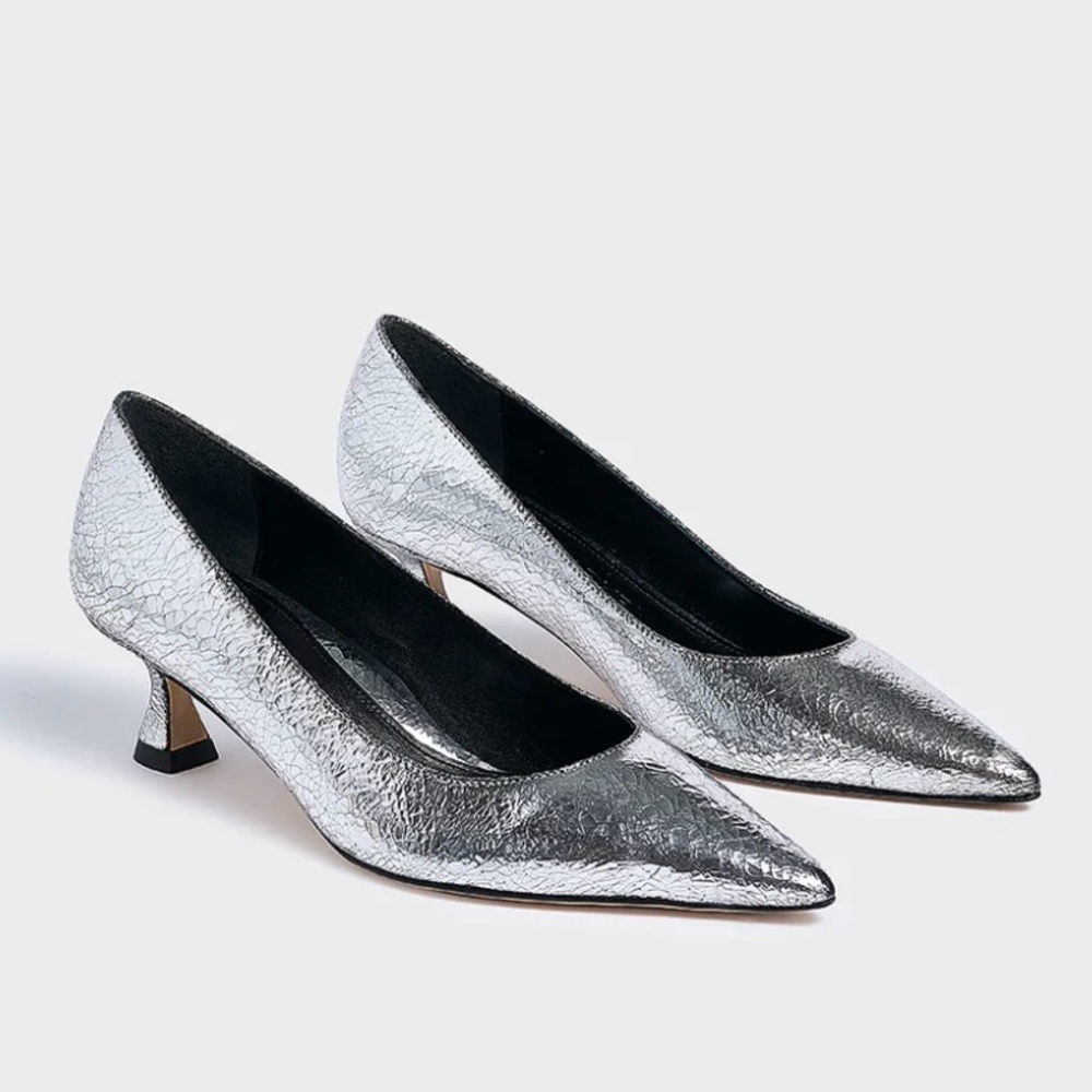 Marion Parke Flared Kitten Heel Pump in Silver, Size US 5.5, NWOT
